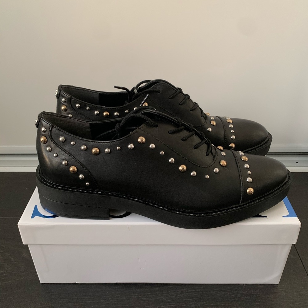 Guess shoes